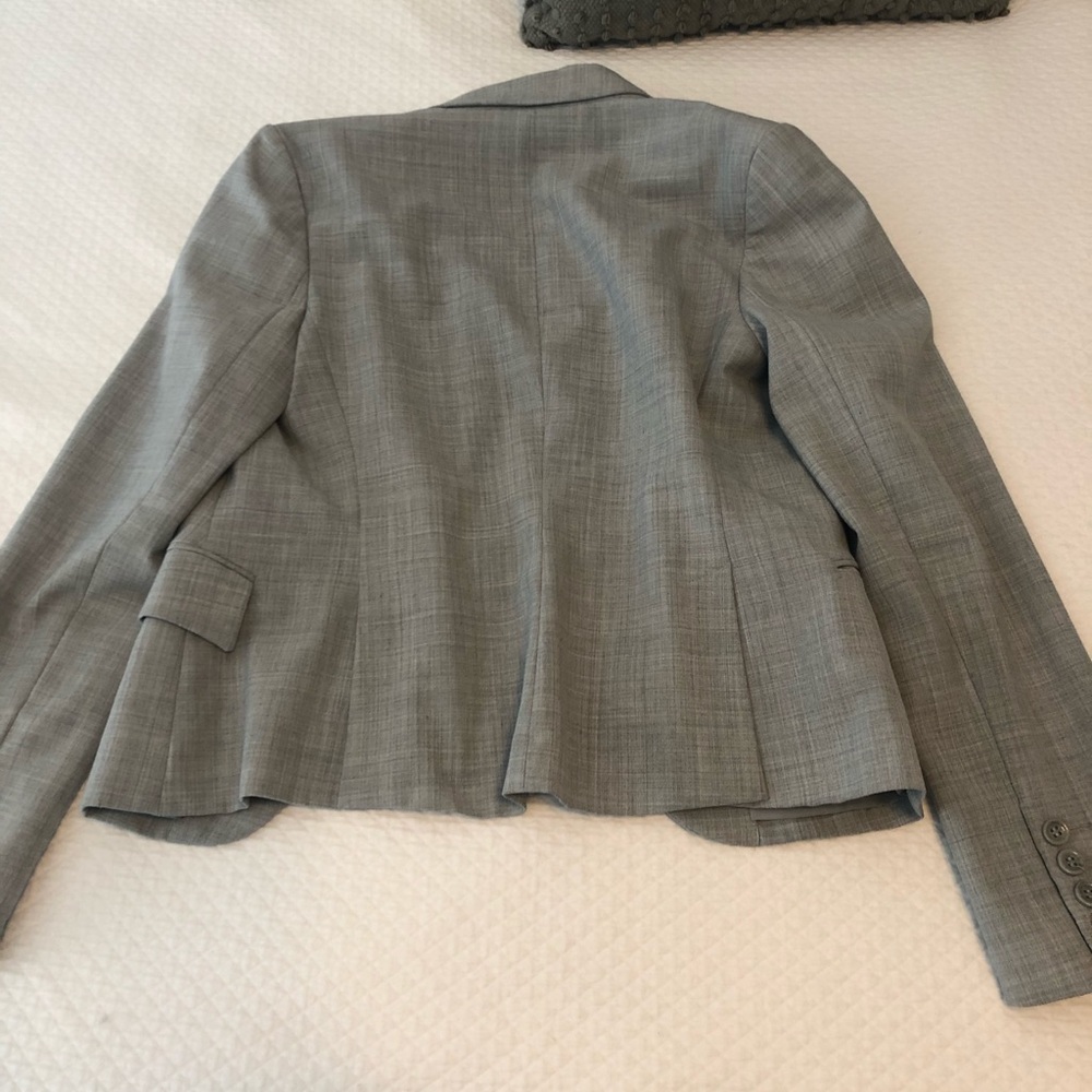 Express Design Studio Light Gray 1 Button Blazer 6 - image 7